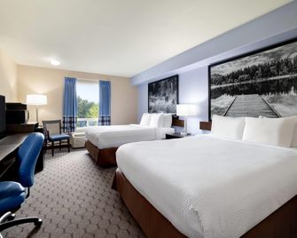 Super 8 by Wyndham Swan River MB - Swan River - Bedroom