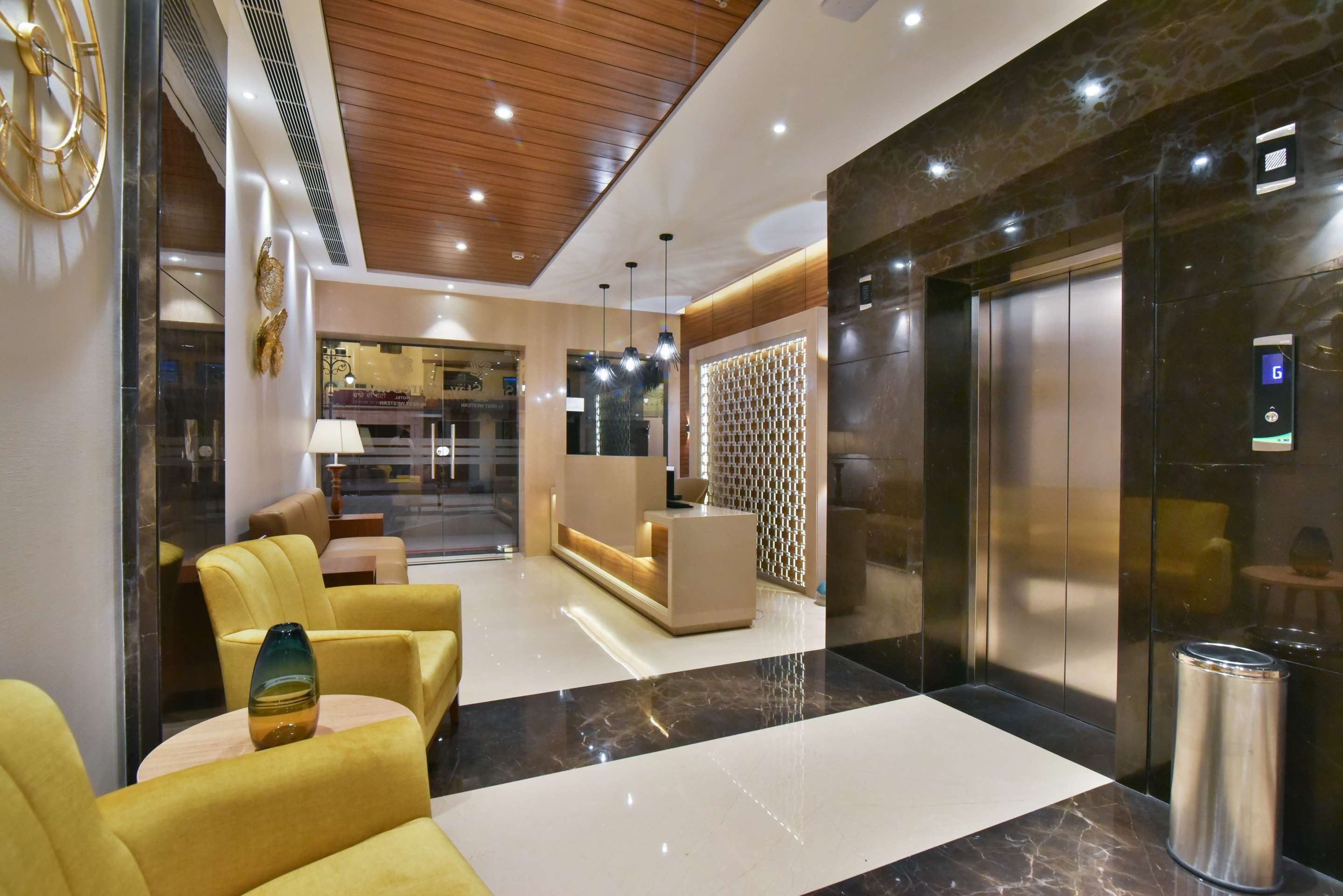 سور ستاي هوتل باي بست ويسترن هيرتيدج ووك - امريتسار - ردهة