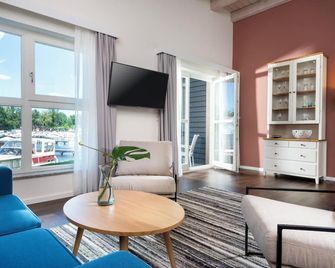 Sunday Resort Marina Wolfsbruch - Hotel - Kleinzerlang - Huiskamer