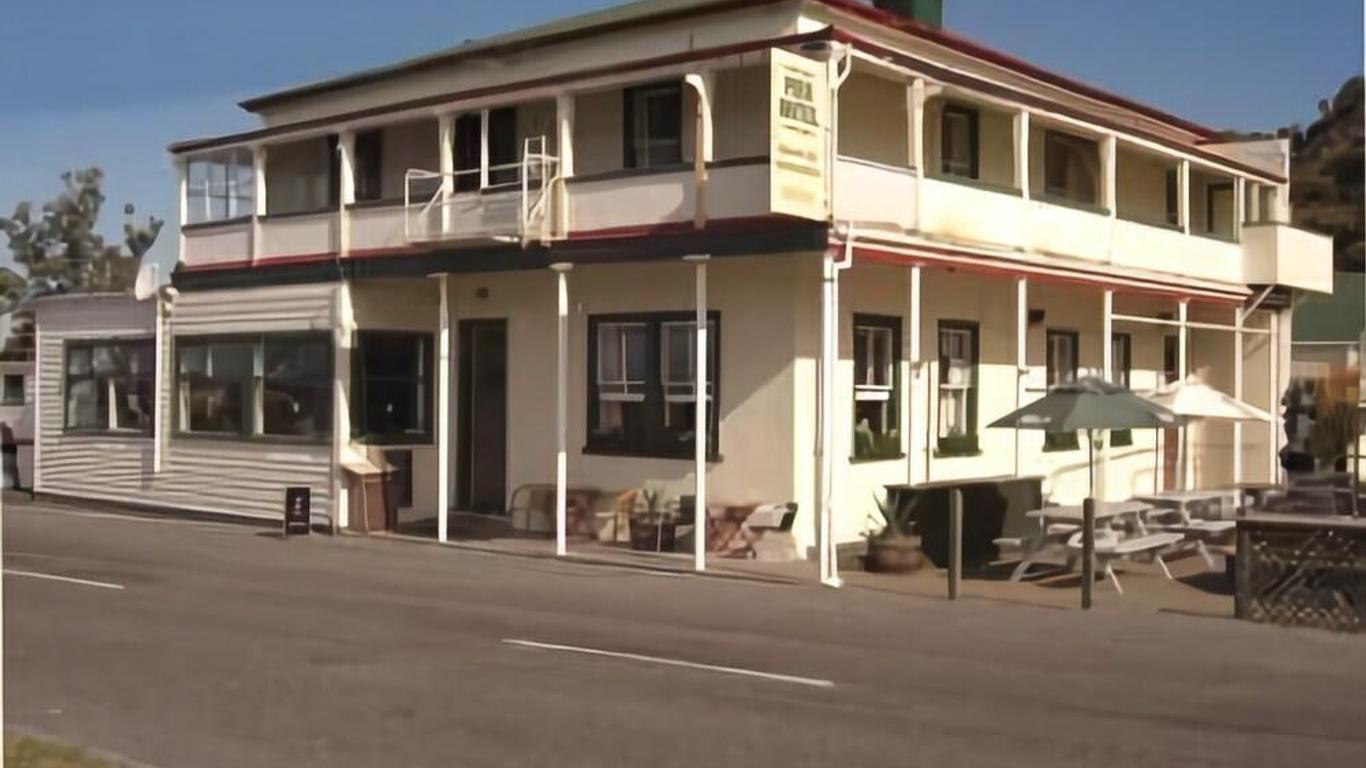 The Pier Hotel