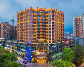 Caifu Holiday Hotel - Chongqing - Edificio