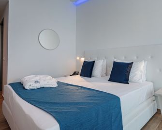 Magique Bleu Suites - Tragaki - Slaapkamer