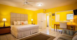 Royal Palm Hotel - Dunmore Town - Bedroom