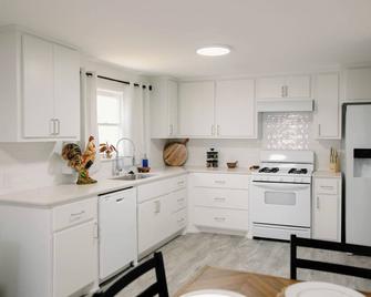 The Rustic Roost - Abilene - Kitchen