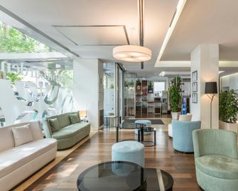 Hilton Garden Inn Rome Claridge - Rooma - Aula