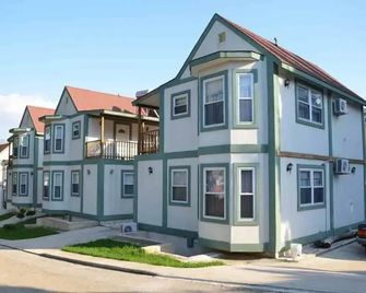 Ermolaos Hillside Villas - Lixouri - Budova