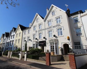 Queens Court Hotel - Exeter - Gebäude