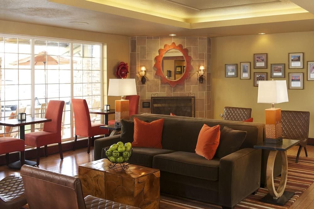 Larkspur Landing Roseville - An All-Suite Hotel - Roseville - Oleskelutila