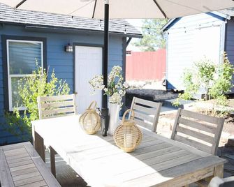 Steps to Deschutes River Trail | 1st St Rapids and Downtown - Bend - Patio