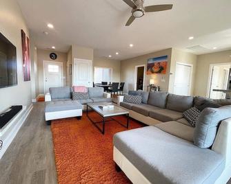 Kanab Family Home With Amazing Red Rock Views Pets Ok - Kanab - Living room