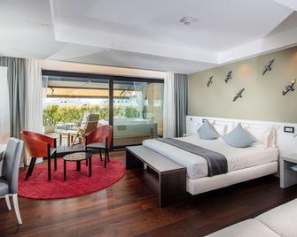 Hotel Monaco - Lignano Sabbiadoro - Bedroom
