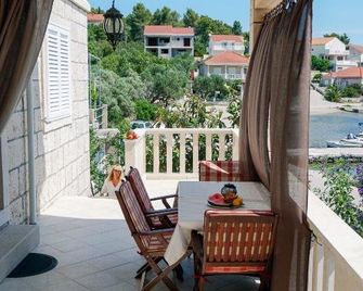 Villa Cvita - Lumbarda - Ban công