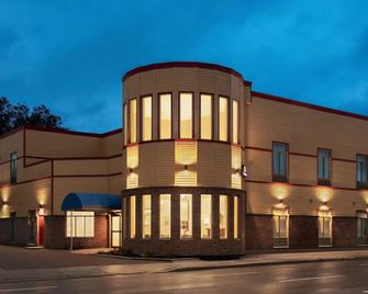 Premier Inn Hamilton - Hamilton - Building