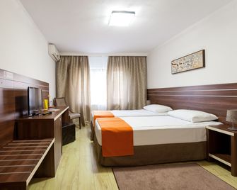 Hotel Citadella - Bucharest