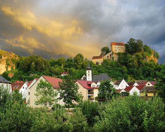 Aparthotel Minderleins Apart - Pottenstein - Outdoor view