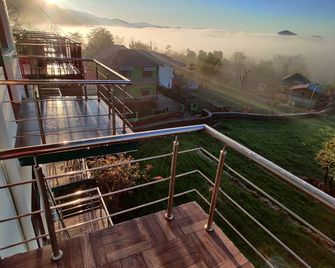 Hotel Sagarmatha - Pālampur - Balkon