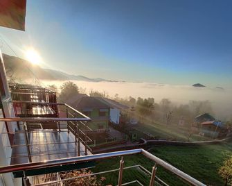 Hotel Sagarmatha - Pālampur - Балкон
