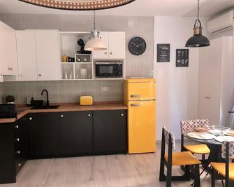 Holidays2Malaga Estudio Union recien reformado con WiFi gratuito - 馬拉加 - 廚房