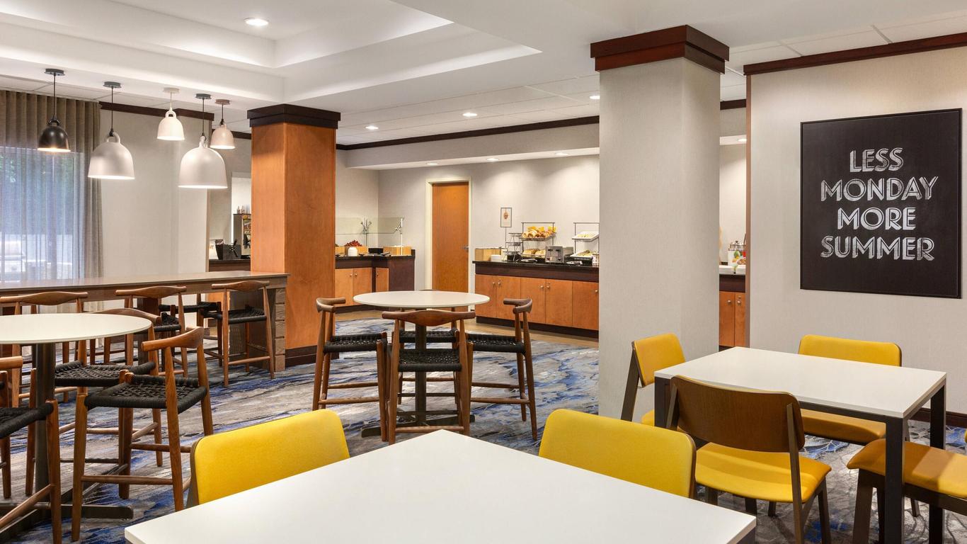 Fairfield Inn & Suites Jacksonville West/Chaffee Point