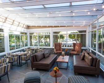 Hotel Indigo Napa Valley By IHG - נאפה - מסעדה