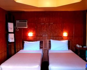 El Puerto Marina Beach Resort - Lingayen - Bedroom