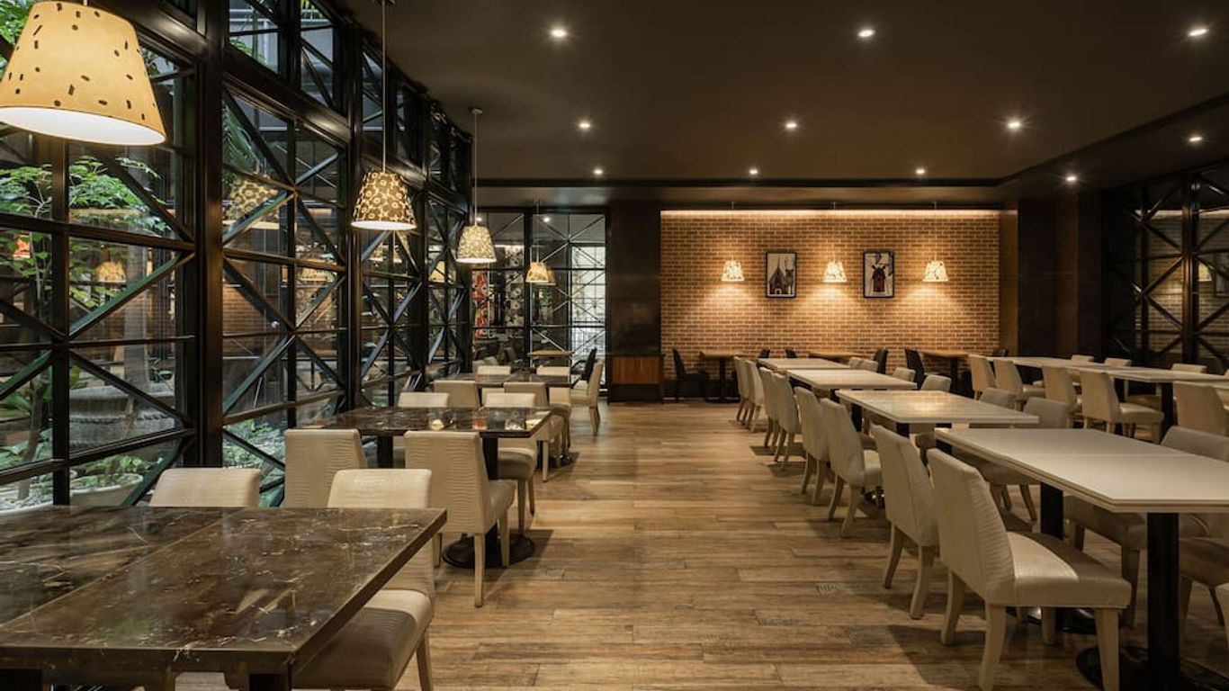 Kindness Hotel - Jue Ming