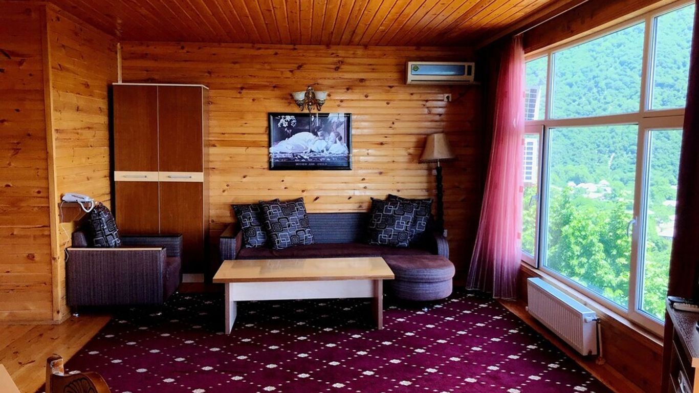 Kungut Hotel & Restaurant