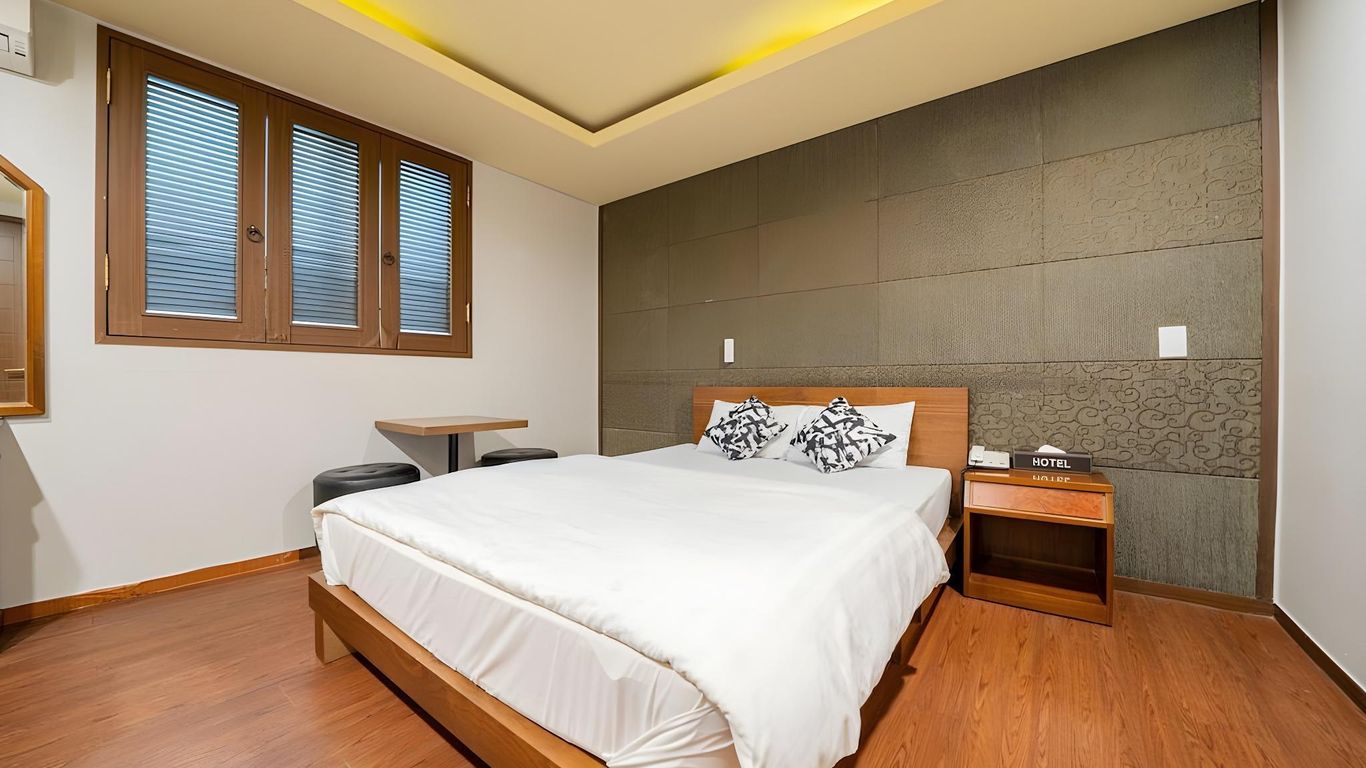 ホテル アット ホーム