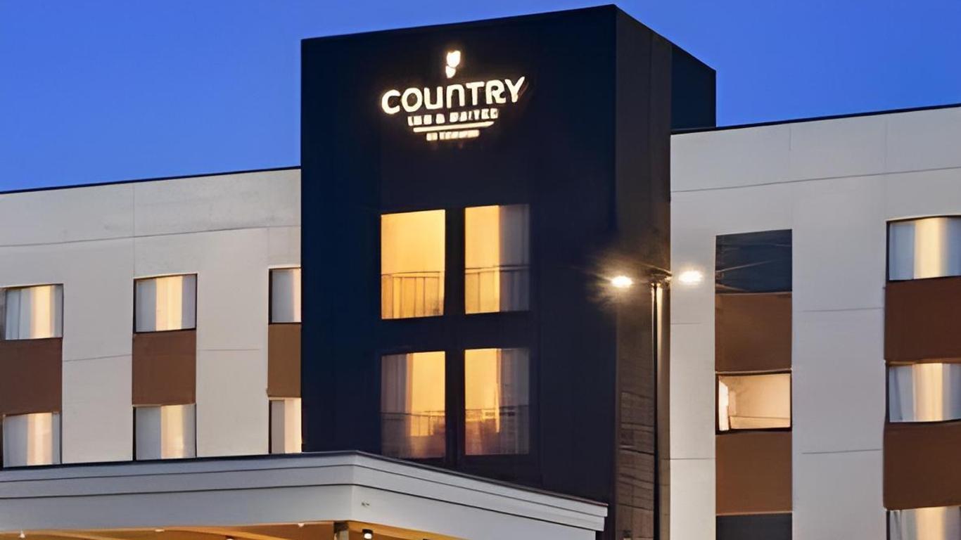 Country Inn & Suites by Radisson Toronto Mississau