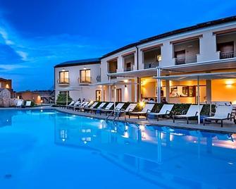 Terradimare Resort&spa - San Teodoro - Piscina