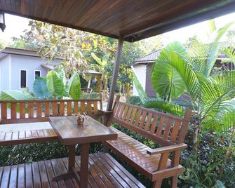 Baan Kamnan Resort - Chiang Khan - Innenhof