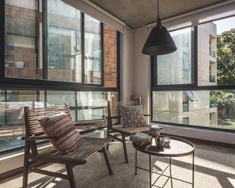 Be House Suites & Spa - פונטה דל אסטה - מרפסת