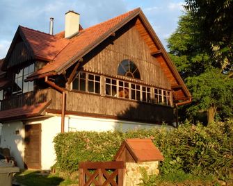Beautiful & rustic Silesian farmhouse - Ladek Zdroj - Gebäude
