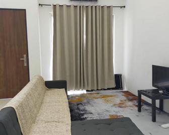 Homestay Sri Andaman - Kuala Kedah - Living room