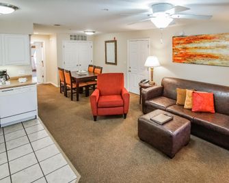 Surreys Grand Crowne Resort - Branson - Stue