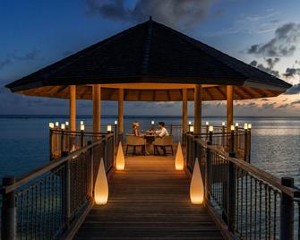 Le Méridien Maldives Resort & Spa - Olhuvelifushi - Balcón