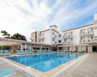 Hanedan Beach Hotel - Foca - Restaurant