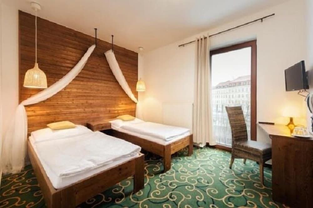 Hotel Sharingham