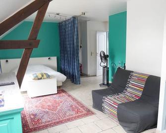 Apparthotel Any Comfort Cerviña - Germigny-des-Prés - Habitación