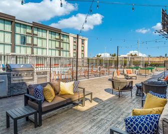 Staybridge Suites Dallas Market Ctr Love Field By IHG - Dallas