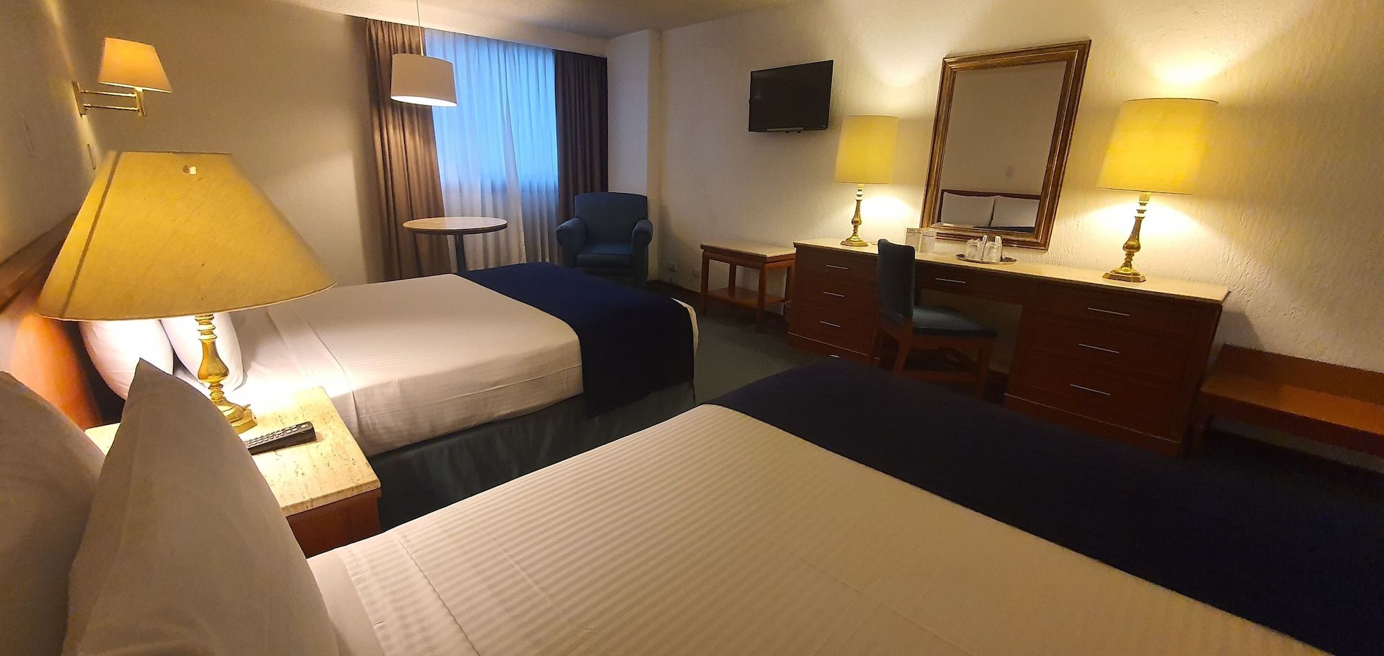 Hotel Bristol thumbnail 2