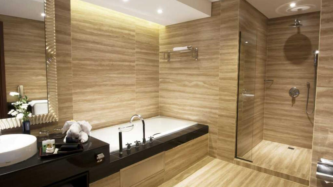 Gumaya Tower Hotel