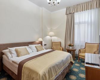 Hotel Romance - Carlsbad - Bedroom