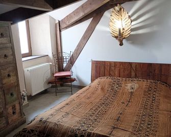 Caussenarde stone house - La Cavalerie - Habitación