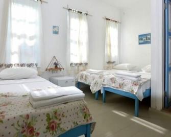 Agapi Guesthouse - Ayvalık - Habitación