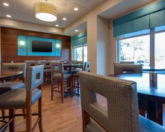 Drury Inn & Suites Gainesville - Gainesville - Restaurang