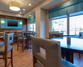 Drury Inn & Suites Gainesville - Gainesville - Restaurante