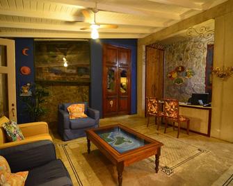 Hotel Maison Joly - Ilhabela - Living room