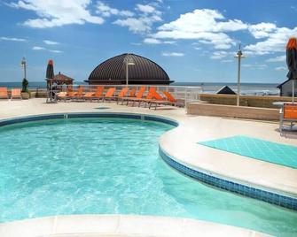 Boardwalk Resorts at Atlantic Palace - Atlantic City - Pool