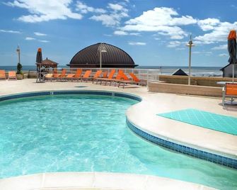 Boardwalk Resorts at Atlantic Palace - אטלנטיק סיטי - בריכה